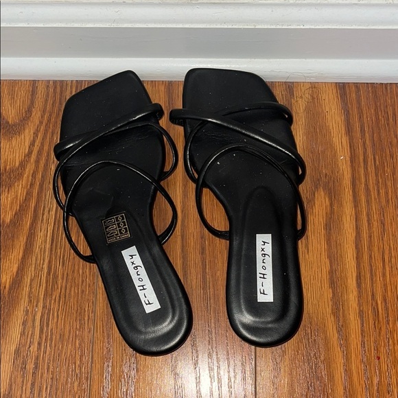 Black Sandals - Picture 1 of 4